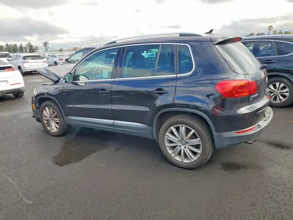 WVGAV7AX1GW585572 2016 VOLKSWAGEN TIGUAN - Image 2