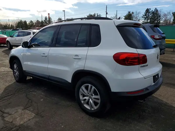 WVGAV7AX1GW586219 2016 VOLKSWAGEN TIGUAN - Image 2