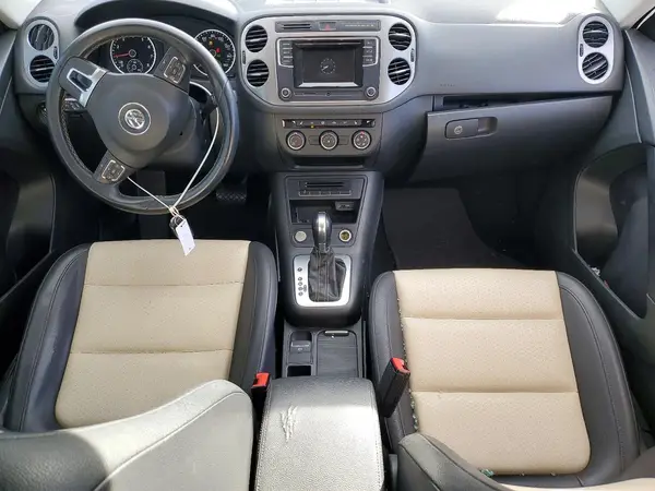 WVGAV7AX1GW586219 2016 VOLKSWAGEN TIGUAN - Image 8