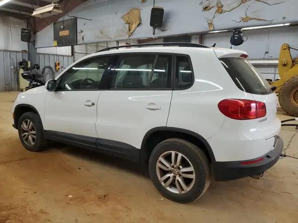 WVGAV7AX1GW600359 2016 VOLKSWAGEN TIGUAN - Image 2