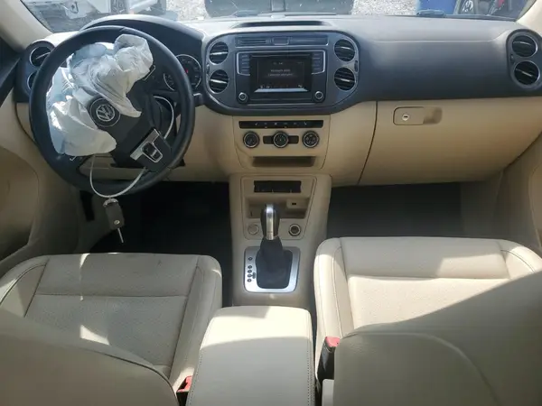 WVGAV7AX1GW603200 2016 VOLKSWAGEN TIGUAN - Image 8