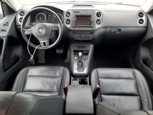 WVGAV7AX1GW610972 2016 VOLKSWAGEN TIGUAN - Image 8