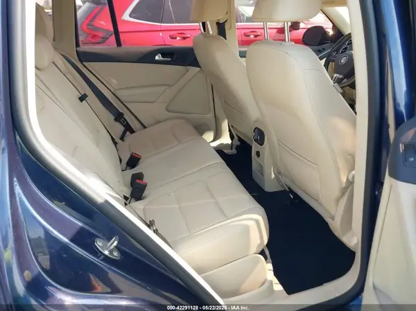 WVGAV7AX1GW611703 2016 VOLKSWAGEN TIGUAN - Image 8