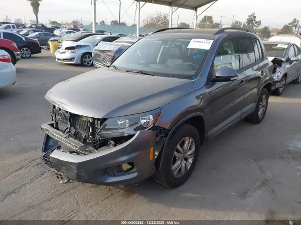 WVGAV7AX1GW612804 2016 VOLKSWAGEN TIGUAN - Image 2
