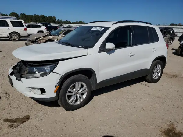 WVGAV7AX1HK015936 2017 VOLKSWAGEN TIGUAN - Image 1
