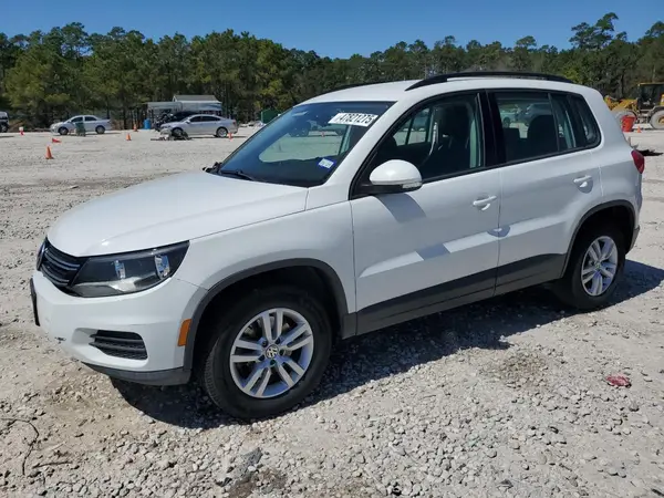 WVGAV7AX1HK019663 2017 VOLKSWAGEN TIGUAN - Image 1