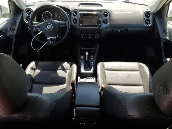 WVGAV7AX1HK019663 2017 VOLKSWAGEN TIGUAN - Image 8