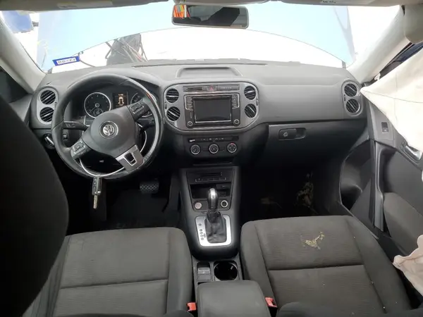 WVGAV7AX1HK042750 2017 VOLKSWAGEN TIGUAN - Image 8
