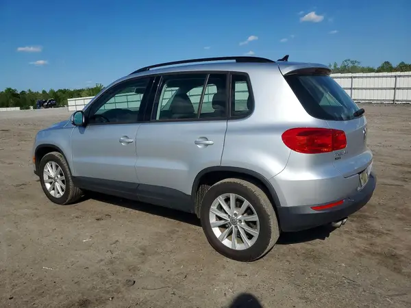 WVGAV7AX1HK043610 2017 VOLKSWAGEN TIGUAN - Image 2