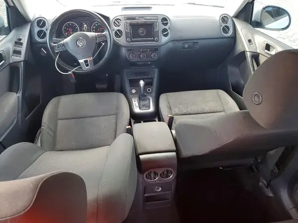 WVGAV7AX1HK050265 2017 VOLKSWAGEN TIGUAN - Image 8
