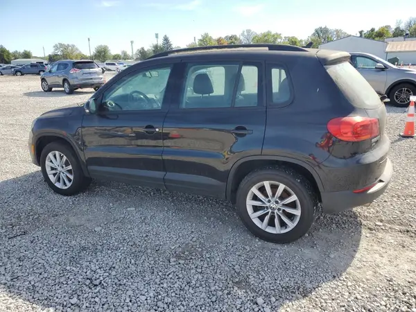 WVGAV7AX1HK051707 2017 VOLKSWAGEN TIGUAN - Image 2