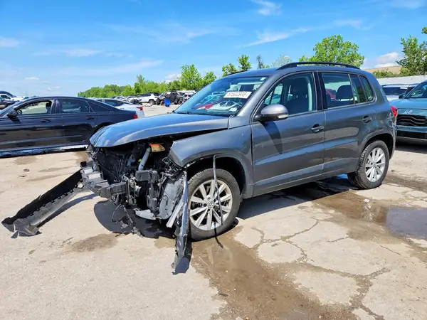 WVGAV7AX1JK000326 2018 VOLKSWAGEN TIGUAN - Image 1