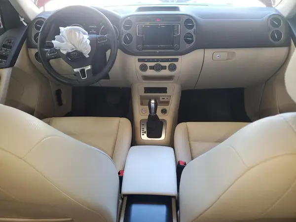 WVGAV7AX2GW048564 2016 VOLKSWAGEN TIGUAN - Image 8