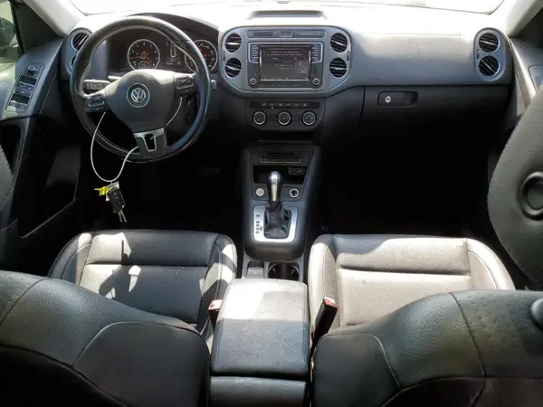 WVGAV7AX2GW501985 2016 VOLKSWAGEN TIGUAN - Image 8