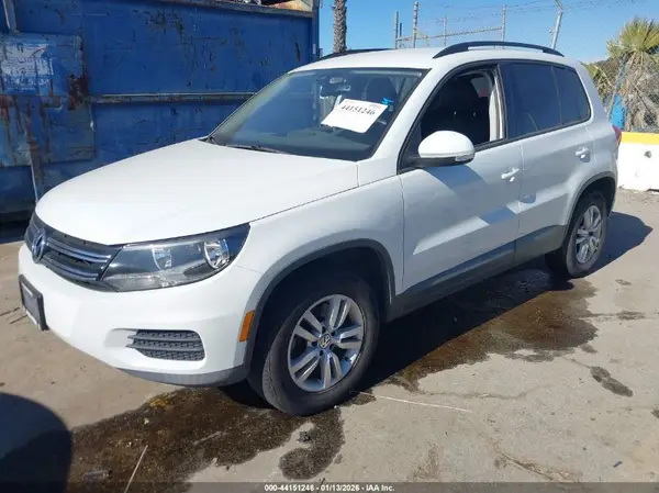 WVGAV7AX2GW513327 2016 VOLKSWAGEN TIGUAN - Image 2