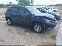 WVGAV7AX2GW519502 2016 VOLKSWAGEN TIGUAN