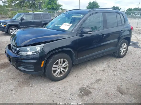 WVGAV7AX2GW519502 2016 VOLKSWAGEN TIGUAN - Image 2