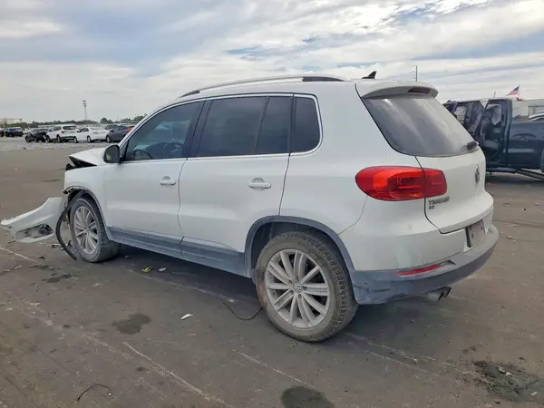 WVGAV7AX2GW540964 2016 VOLKSWAGEN TIGUAN - Image 2