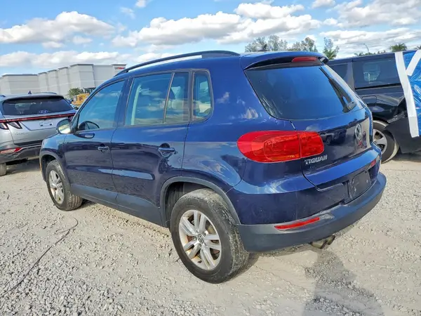 WVGAV7AX2GW544707 2016 VOLKSWAGEN TIGUAN - Image 2