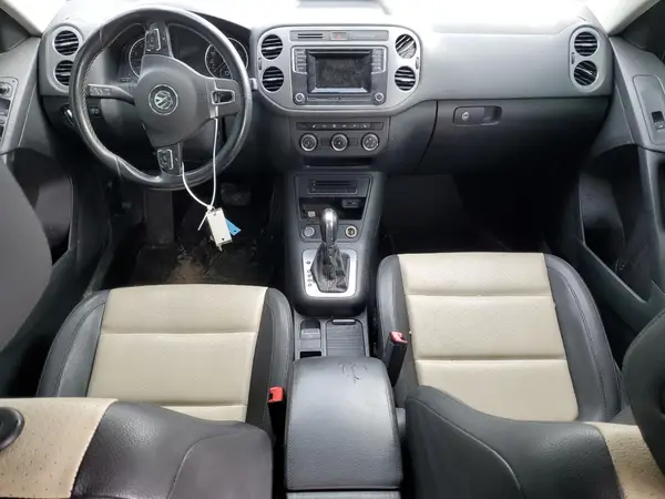 WVGAV7AX2GW552144 2016 VOLKSWAGEN TIGUAN - Image 8