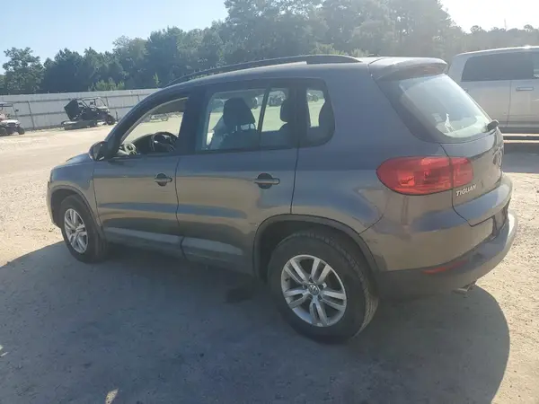 WVGAV7AX2GW552886 2016 VOLKSWAGEN TIGUAN - Image 2