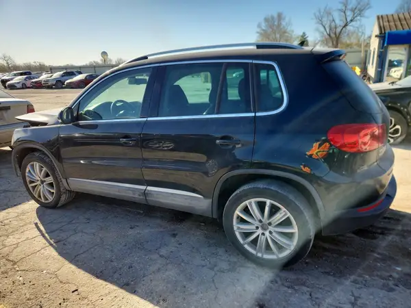 WVGAV7AX2GW554475 2016 VOLKSWAGEN TIGUAN - Image 2