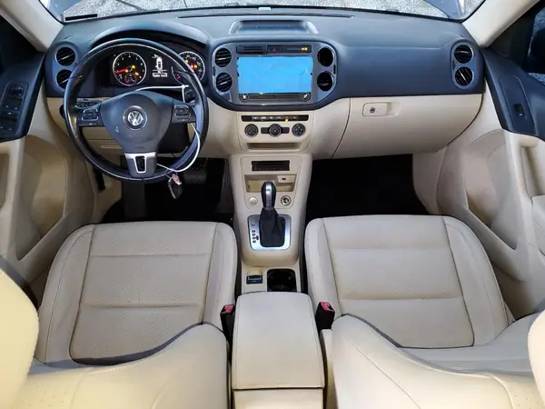 WVGAV7AX2GW555366 2016 VOLKSWAGEN TIGUAN - Image 8