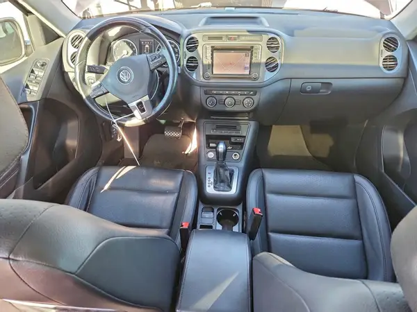 WVGAV7AX2GW561393 2016 VOLKSWAGEN TIGUAN - Image 8