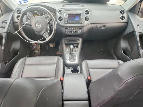 WVGAV7AX2GW564827 2016 VOLKSWAGEN TIGUAN - Image 8