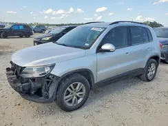 WVGAV7AX2GW577948 2016 VOLKSWAGEN TIGUAN
