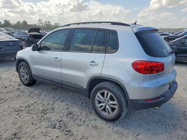 WVGAV7AX2GW577948 2016 VOLKSWAGEN TIGUAN - Image 2