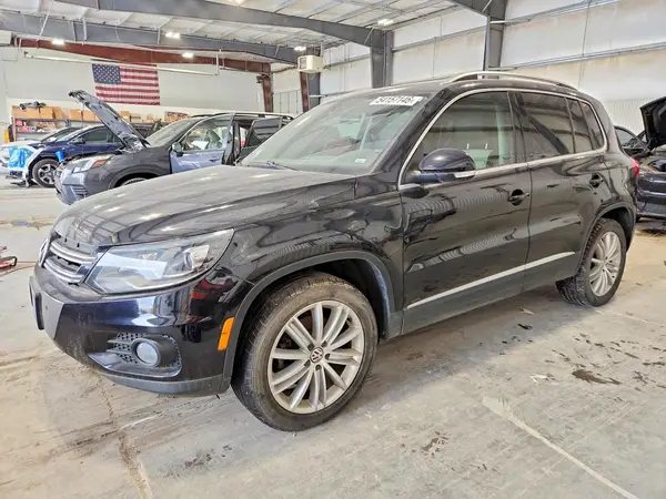 WVGAV7AX2GW578081 2016 VOLKSWAGEN TIGUAN - Image 1