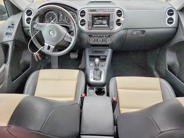 WVGAV7AX2GW582759 2016 VOLKSWAGEN TIGUAN - Image 8