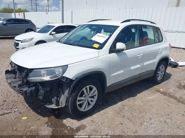 WVGAV7AX2GW583569 2016 VOLKSWAGEN TIGUAN - Image 2