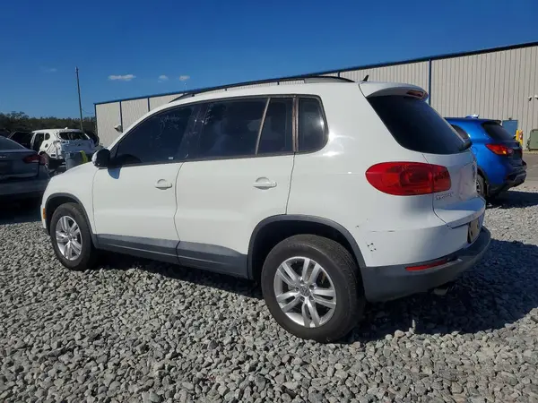 WVGAV7AX2GW584236 2016 VOLKSWAGEN TIGUAN - Image 2