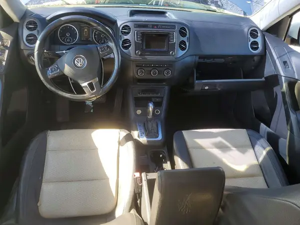 WVGAV7AX2GW584236 2016 VOLKSWAGEN TIGUAN - Image 8
