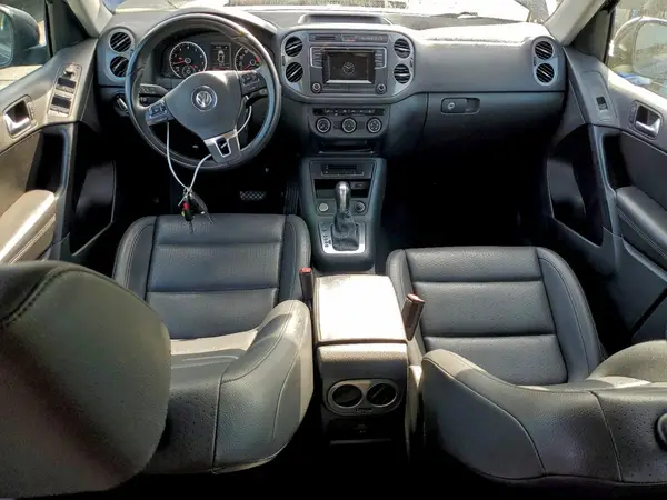 WVGAV7AX2GW586911 2016 VOLKSWAGEN TIGUAN - Image 8