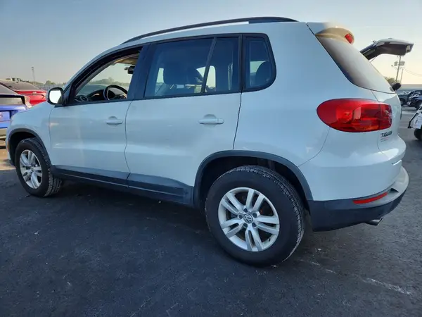 WVGAV7AX2GW590568 2016 VOLKSWAGEN TIGUAN - Image 2