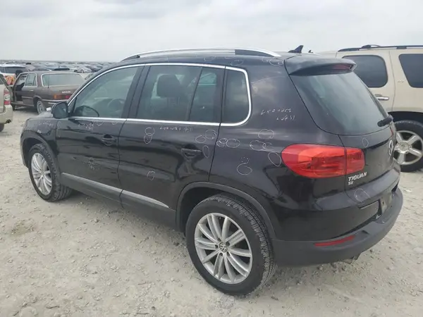 WVGAV7AX2GW595625 2016 VOLKSWAGEN TIGUAN - Image 2