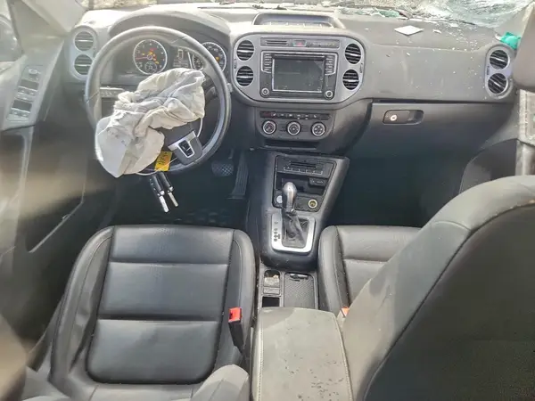 WVGAV7AX2GW596743 2016 VOLKSWAGEN TIGUAN - Image 8