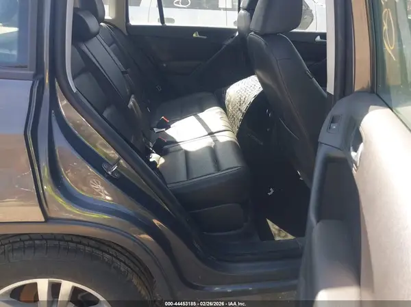WVGAV7AX2GW612553 2016 VOLKSWAGEN TIGUAN - Image 8
