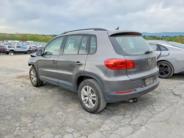 WVGAV7AX2GW612956 2016 VOLKSWAGEN TIGUAN - Image 2