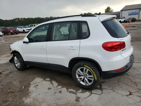 WVGAV7AX2HK001687 2017 VOLKSWAGEN TIGUAN - Image 2