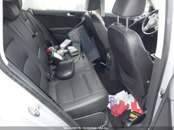 WVGAV7AX2HK019848 2017 VOLKSWAGEN TIGUAN - Image 8