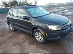 WVGAV7AX2HK023236 2017 VOLKSWAGEN TIGUAN