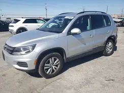 WVGAV7AX2HK025682 2017 VOLKSWAGEN TIGUAN