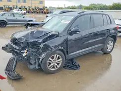 WVGAV7AX2HK026525 2017 VOLKSWAGEN TIGUAN