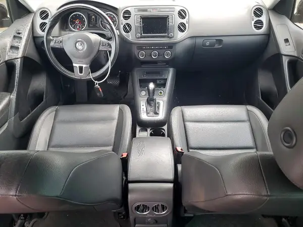 WVGAV7AX2HK026525 2017 VOLKSWAGEN TIGUAN - Image 8