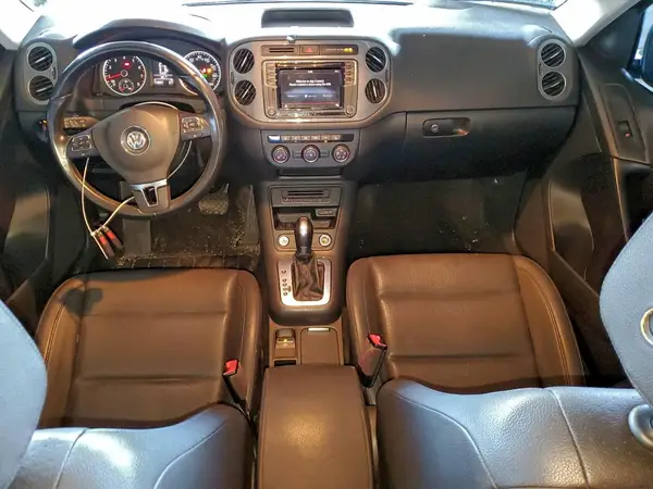 WVGAV7AX2HK028758 2017 VOLKSWAGEN TIGUAN - Image 8