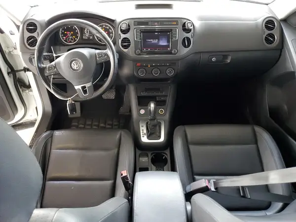 WVGAV7AX2HK029215 2017 VOLKSWAGEN TIGUAN - Image 8